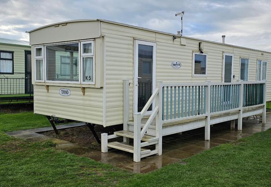 Sunnymede Ingoldmells Fantasy Islands Static Caravan Park Skegness Bagian luar foto